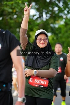 Runner Photo 4136104