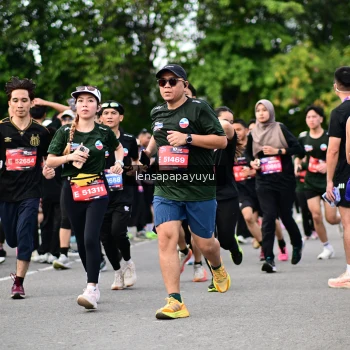 Runner Photo 4136116