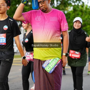 Runner Photo 4136117