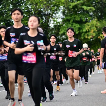 Runner Photo 4136133