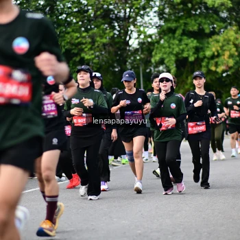 Runner Photo 4136138
