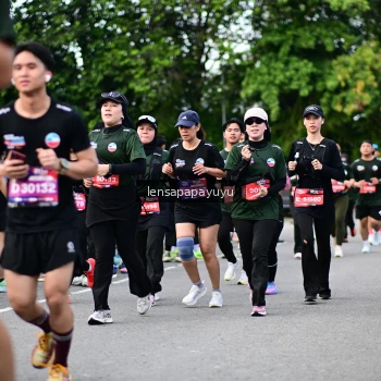 Runner Photo 4136140
