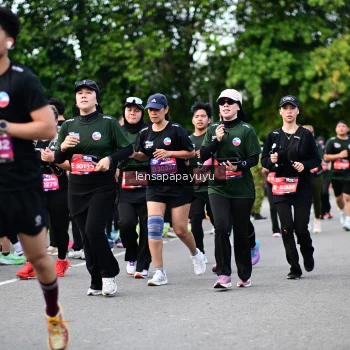 Runner Photo 4136145