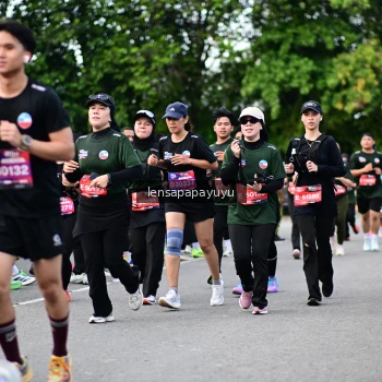 Runner Photo 4136150