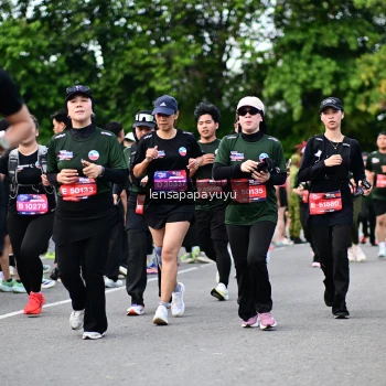 Runner Photo 4136153