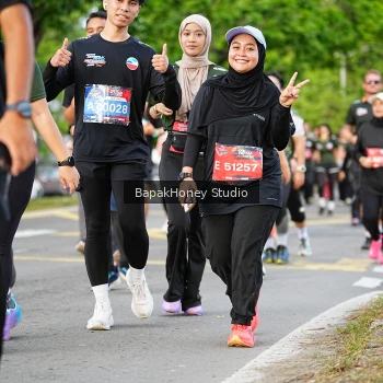 Runner Photo 4136157