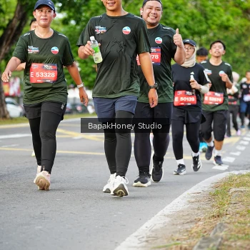 Runner Photo 4136175