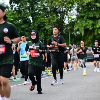 Runner Photo 4136199