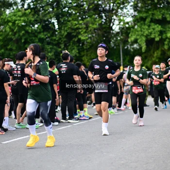 Runner Photo 4136212