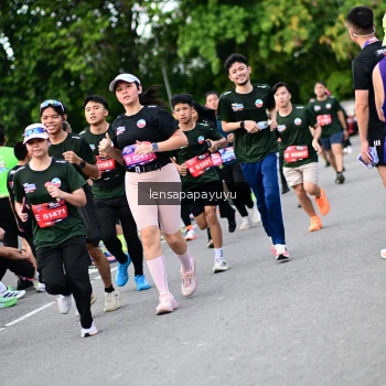 Runner Photo 4136223