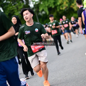 Runner Photo 4136232