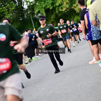 Runner Photo 4136234