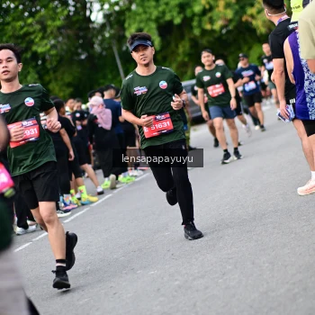 Runner Photo 4136238