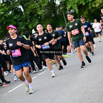 Runner Photo 4136255