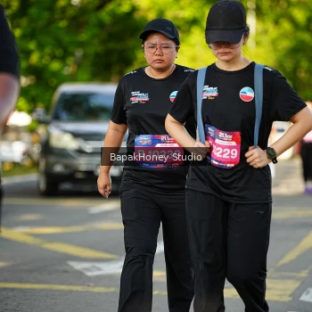Runner Photo 4136256