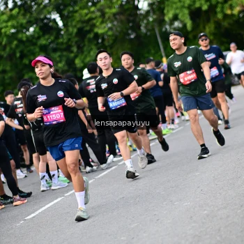 Runner Photo 4136272