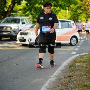 Runner Photo 4136278