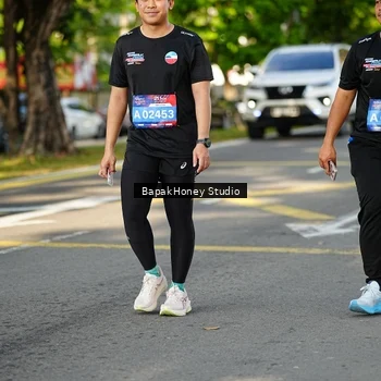 Runner Photo 4136311
