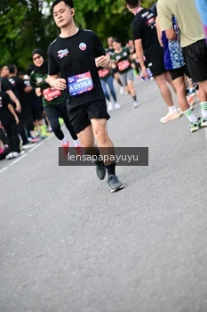 Runner Photo 4136312