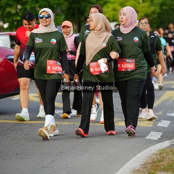 Runner Photo 4136359