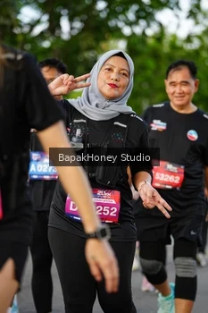 Runner Photo 4136364