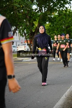 Runner Photo 4136367