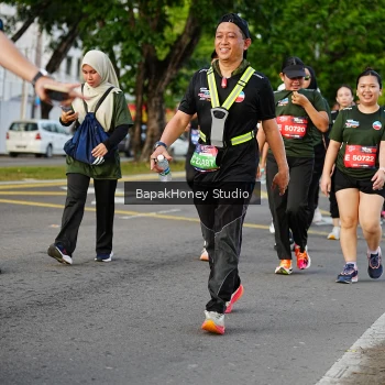 Runner Photo 4136376