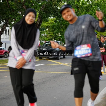 Runner Photo 4136384