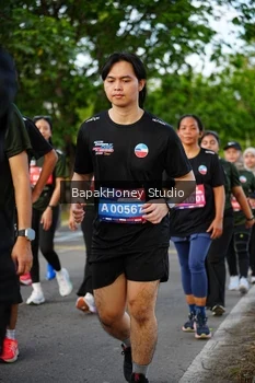 Runner Photo 4136388