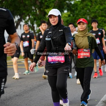 Runner Photo 4136392