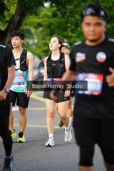 Runner Photo 4136396
