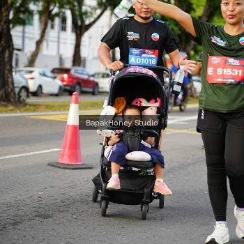 Runner Photo 4136397