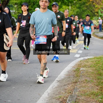 Runner Photo 4136403