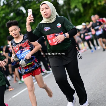 Runner Photo 4136407