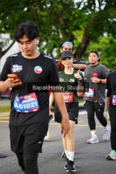 Runner Photo 4136408