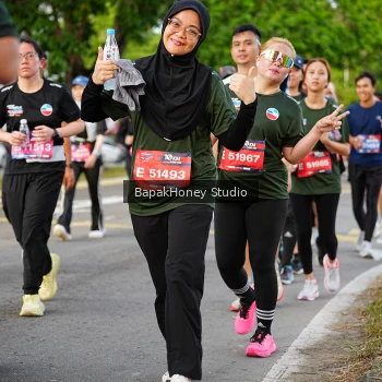 Runner Photo 4136409