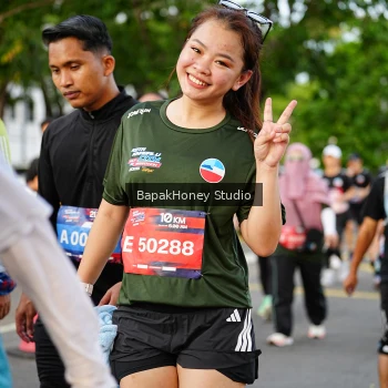 Runner Photo 4136418