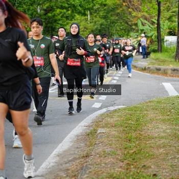 Runner Photo 4136426