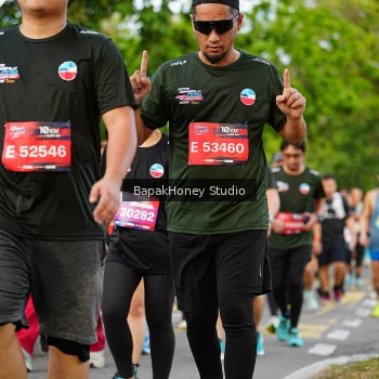 Runner Photo 4136434