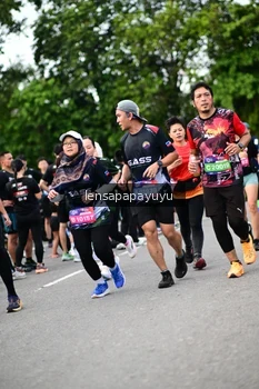 Runner Photo 4136439