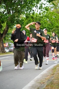 Runner Photo 4136446