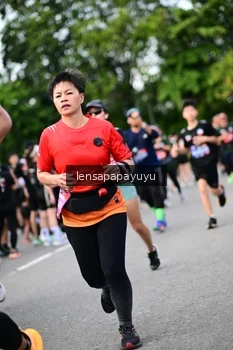 Runner Photo 4136450