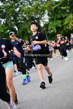 Runner Photo 4136460