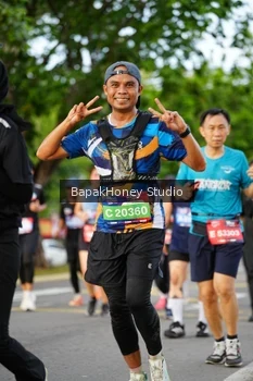 Runner Photo 4136489