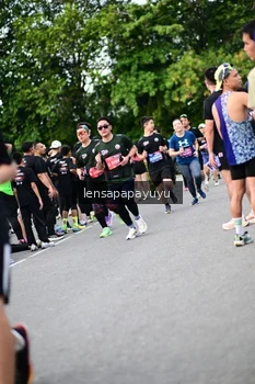 Runner Photo 4136490
