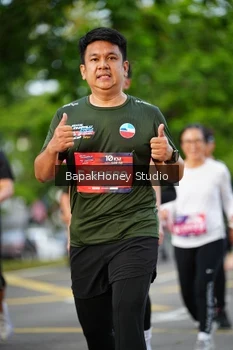 Runner Photo 4136491