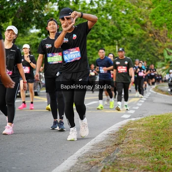 Runner Photo 4136502