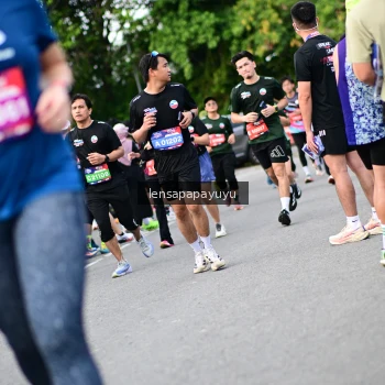 Runner Photo 4136515