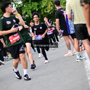 Runner Photo 4136529