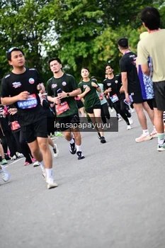 Runner Photo 4136535